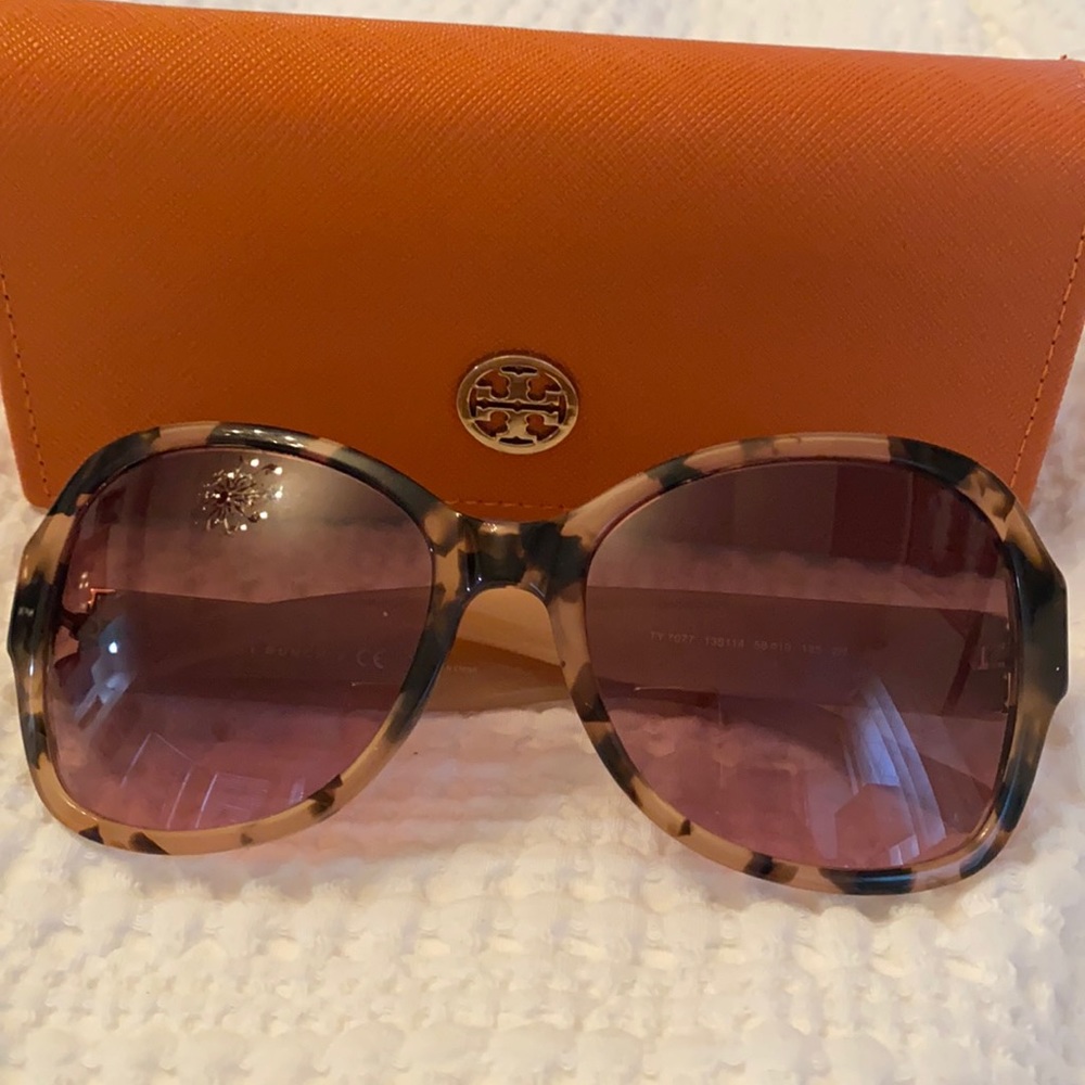 Torry Burch Sun Glasses